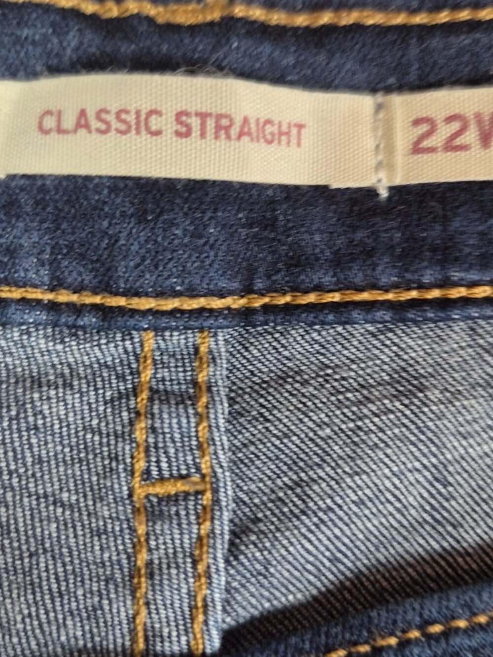 Levi's Women's Size 22W Jeans Classic Straight Leg Dark Wash Denim - Picture 5 of 10